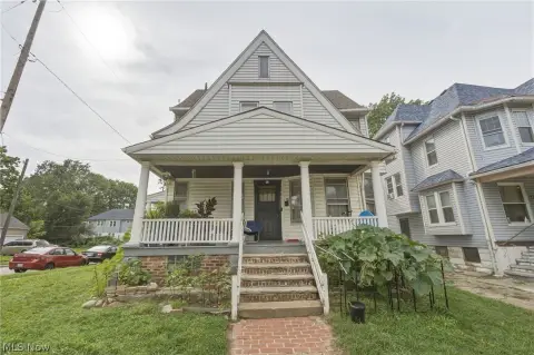 Duplex with Front Porch