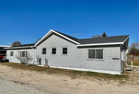 Hermansville Duplex: Investment Opportunity