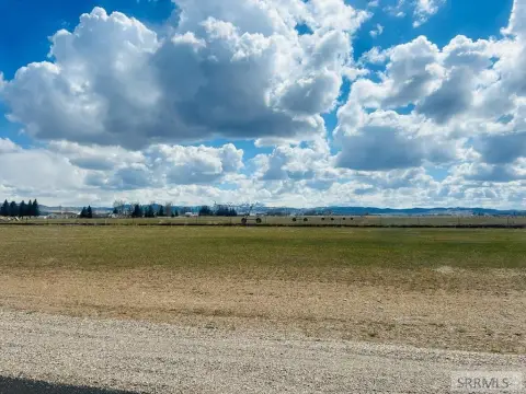Residential Lot in Wapello Villa