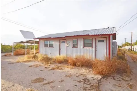Flex Property with Metal Building