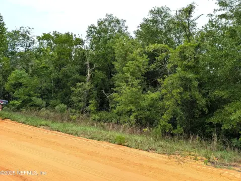 Keystone Heights Tranquil Acreage