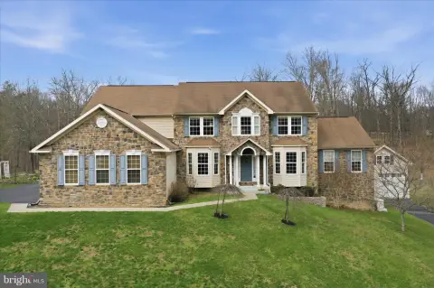 Spacious Colonial Home with Finished Basement