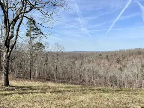 Unrestricted Acreage Near Buffalo River