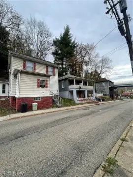 Mingo Junction Multifamily Triplex Auction