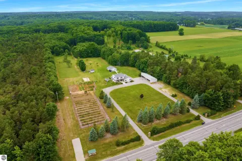 Mixed-Use Property with Berry Farm