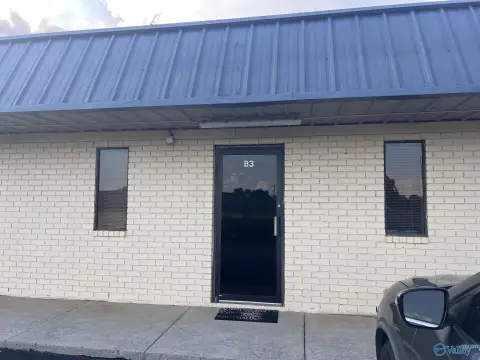 Zoned M-1 Single-Story Office Suites