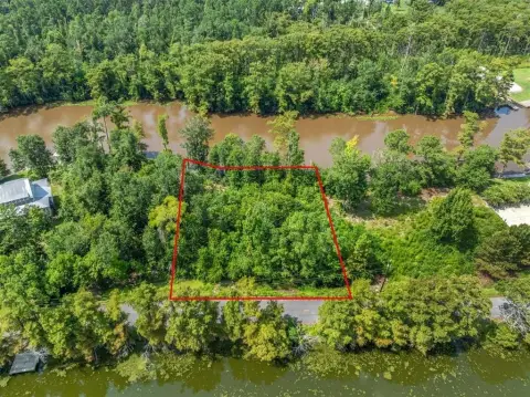 Waterfront Lot on Calcasieu River
