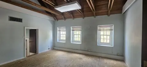 Spacious Office in Historic Building