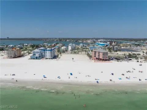 Gulf-Front Waterfront Land