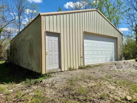 Flippin Acreage with Shop