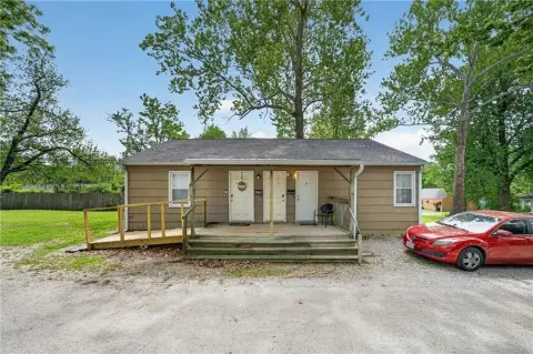 Remodeled Duplex with Separate Utilities