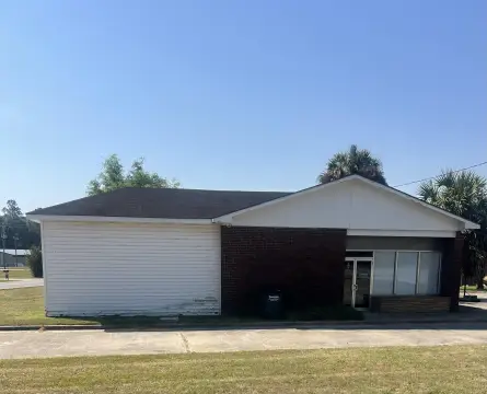 Commercial Office Building on Corner
