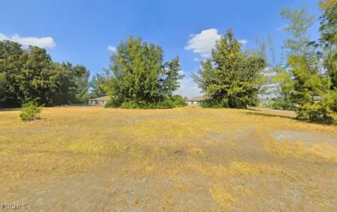 Cape Coral Vacant Corner Lot