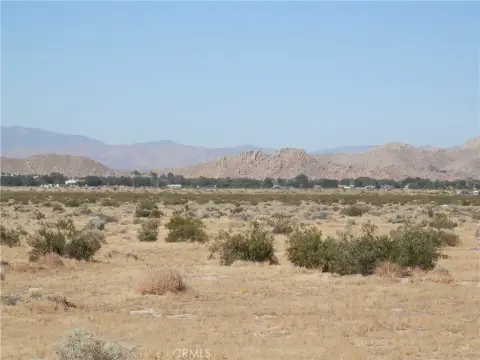Vacant Corner Land