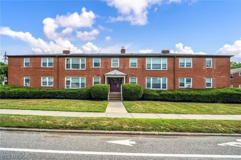 18-Unit Apartment Portfolio