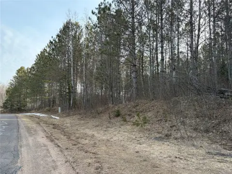Gated Hunting Land