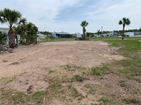 Land in Waterfront Community