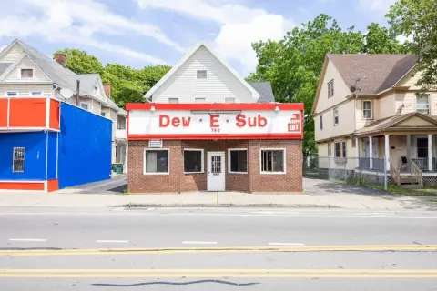 Mixed-Use Building with Restaurant