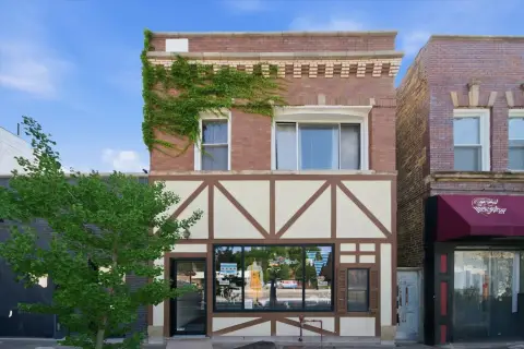 Live-Work Space with Street-Facing Storefront