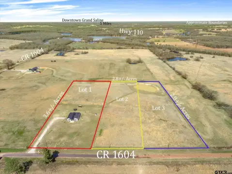Grand Saline Acreage with Utilities