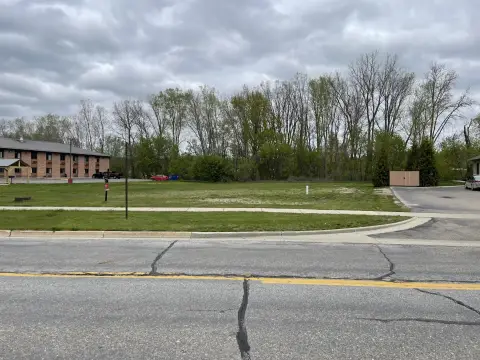 Commercial Land with Natural Gas