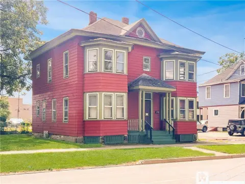 Four-Unit Apartment Building