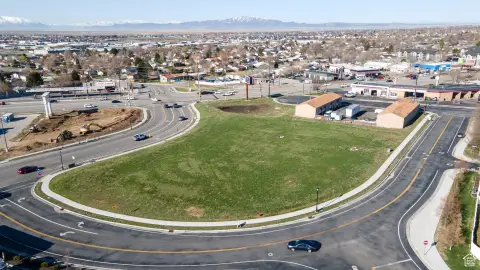 Commercial Land at Signalized Intersection