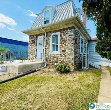 Detached Two-Unit Multifamily