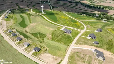 Single-Family Estate Lot