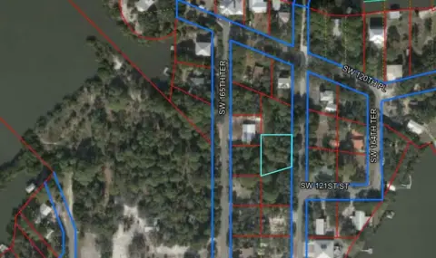 Cedar Key Vacant Residential Lot