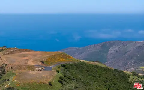 Malibu Land with Panoramic Views