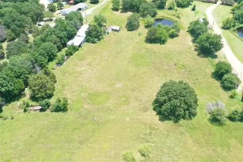 One Acre Homesite in Mabank