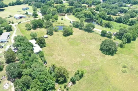 One Acre Homesite in Mabank