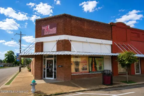 Storefront Building with One Bathroom