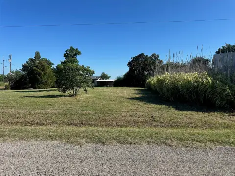 Ranch Acreage for Horses and Cattle