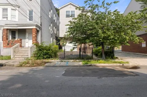 Renovated Multi-Family Home in Newark