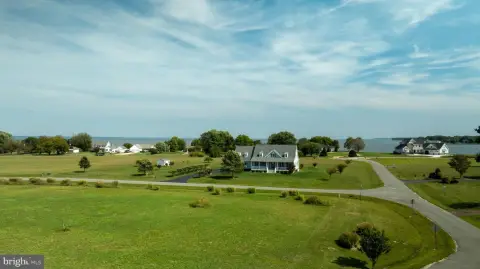 Colonial Beach Building Lot