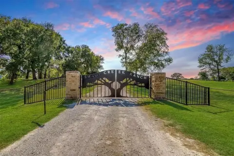 Turn-Key Horse Property in Boyd, TX