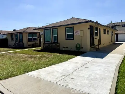 Upgraded Quadplex with Garages