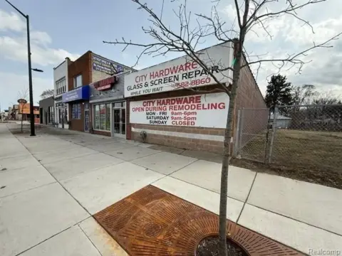 Hardware Store on Warren Avenue