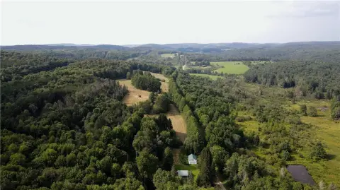 Land with Sweeping Views