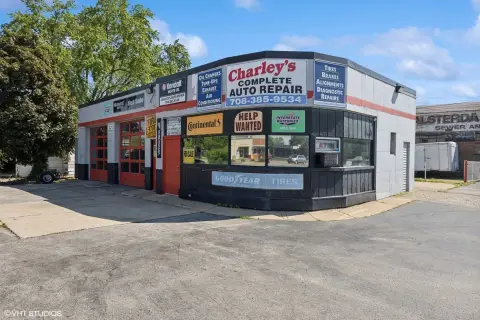 Turnkey Auto Repair Corner Site