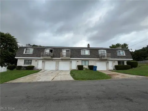 Brick Triplex with Garage Parking