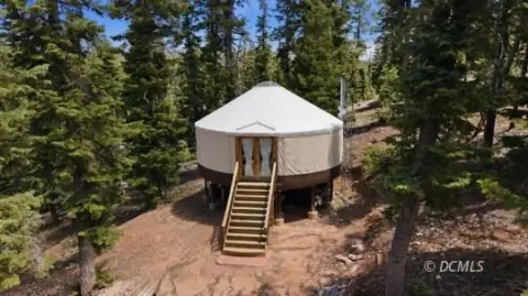 Mountain Retreat with Charming Yurt