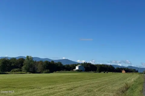 Versatile Land with Mountain Views