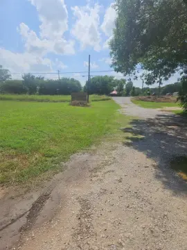 Commercial Land Parcel on Main Highway