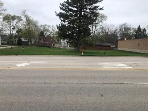 Commercial Land with 141-Foot Frontage