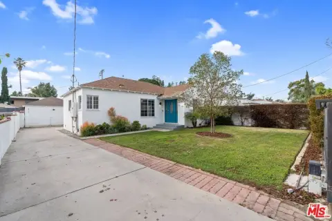 Renovated Duplex with ADU