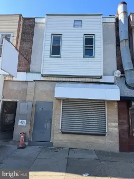 Mixed-Use Property in Philadelphia