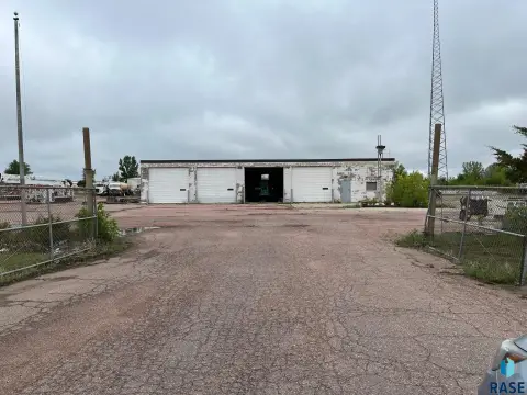 Prime Commercial Land in Canton